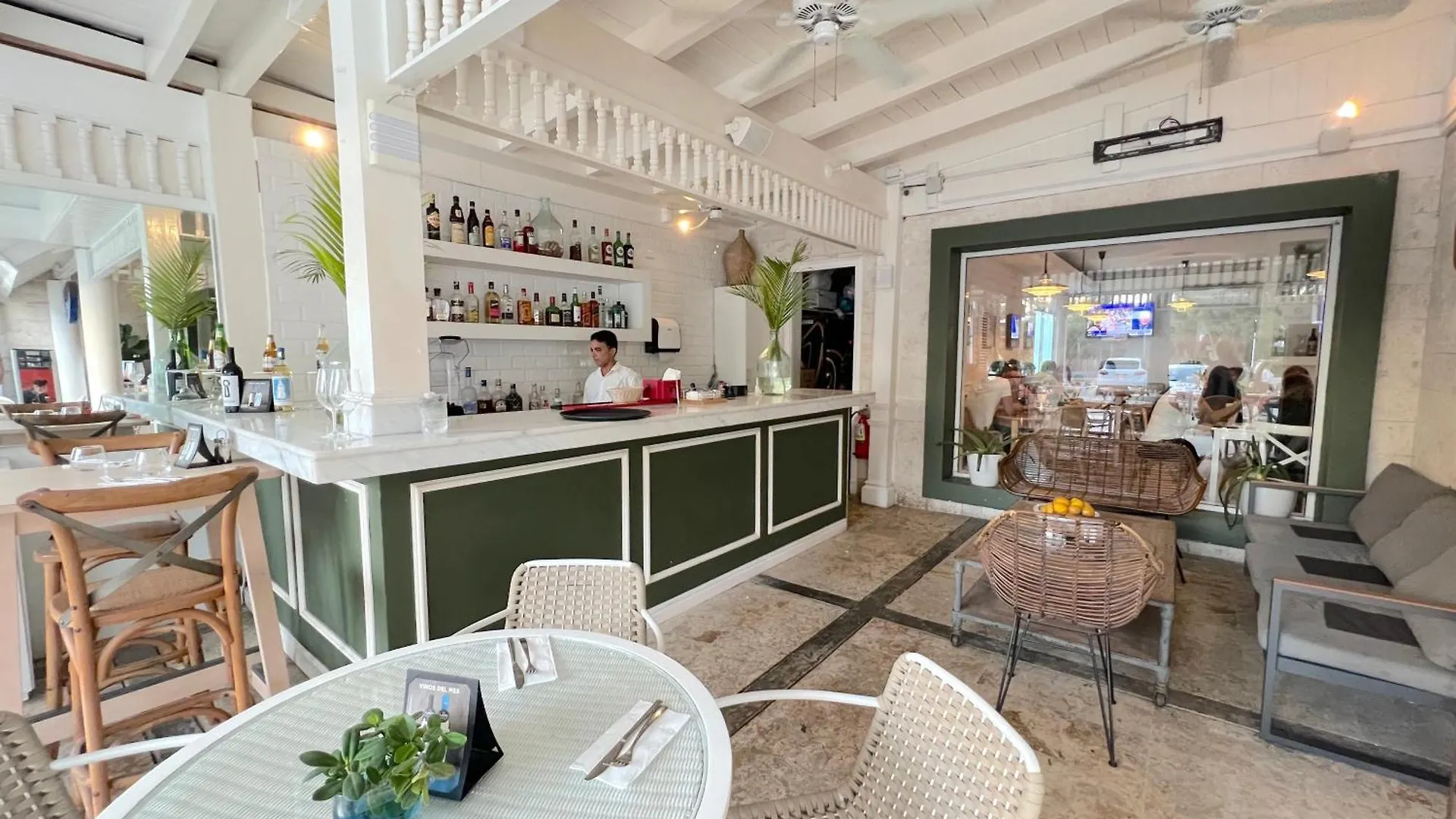 Vacation Suites With Rooftop Pool, Beach Club, Spa, Restaurants - Playa Los Corales Punta Cana Dominikanische Republik