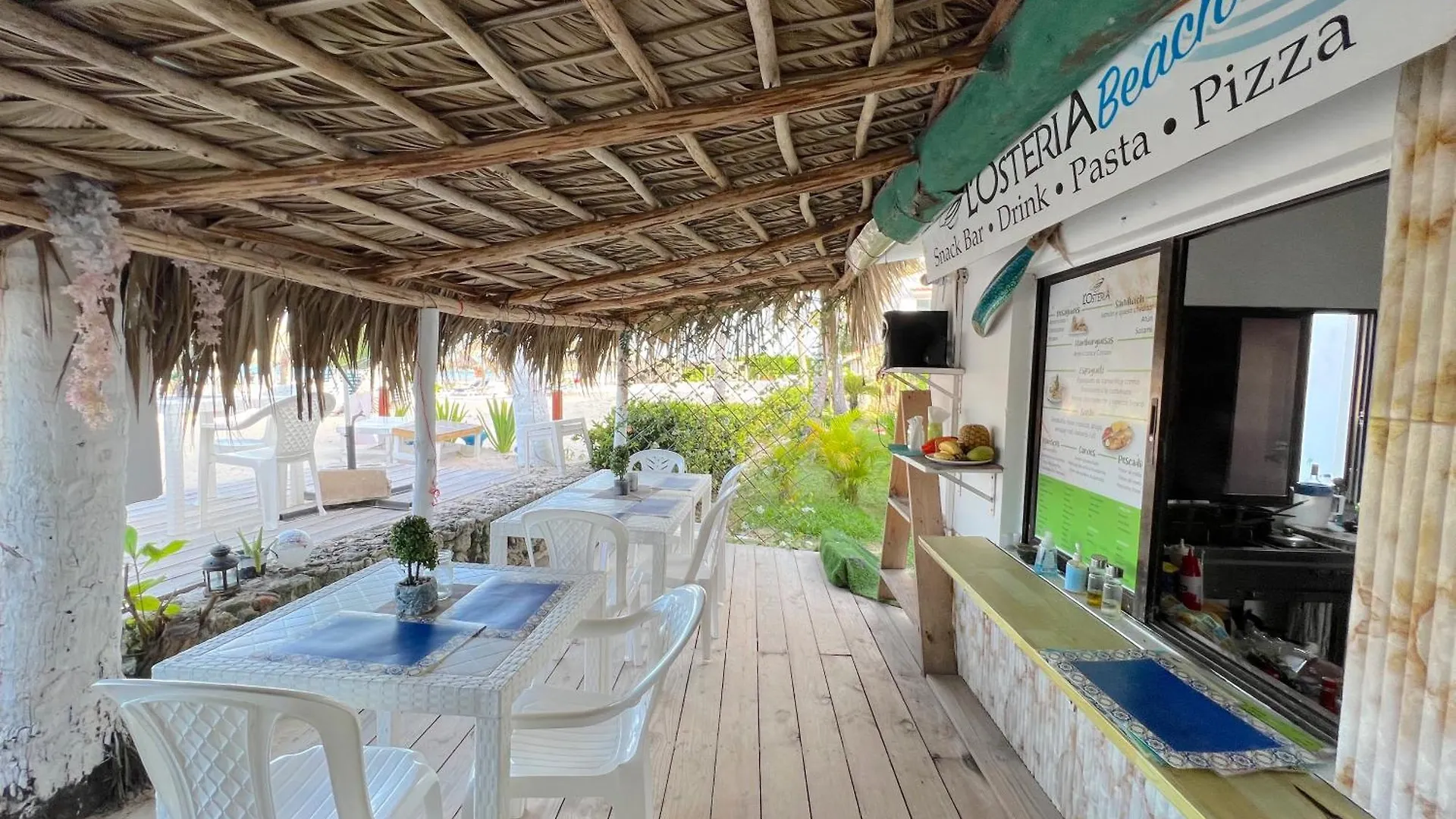 Hotel Vacation Suites With Rooftop Pool, Beach Club, Spa, Restaurants - Playa Los Corales Punta Cana