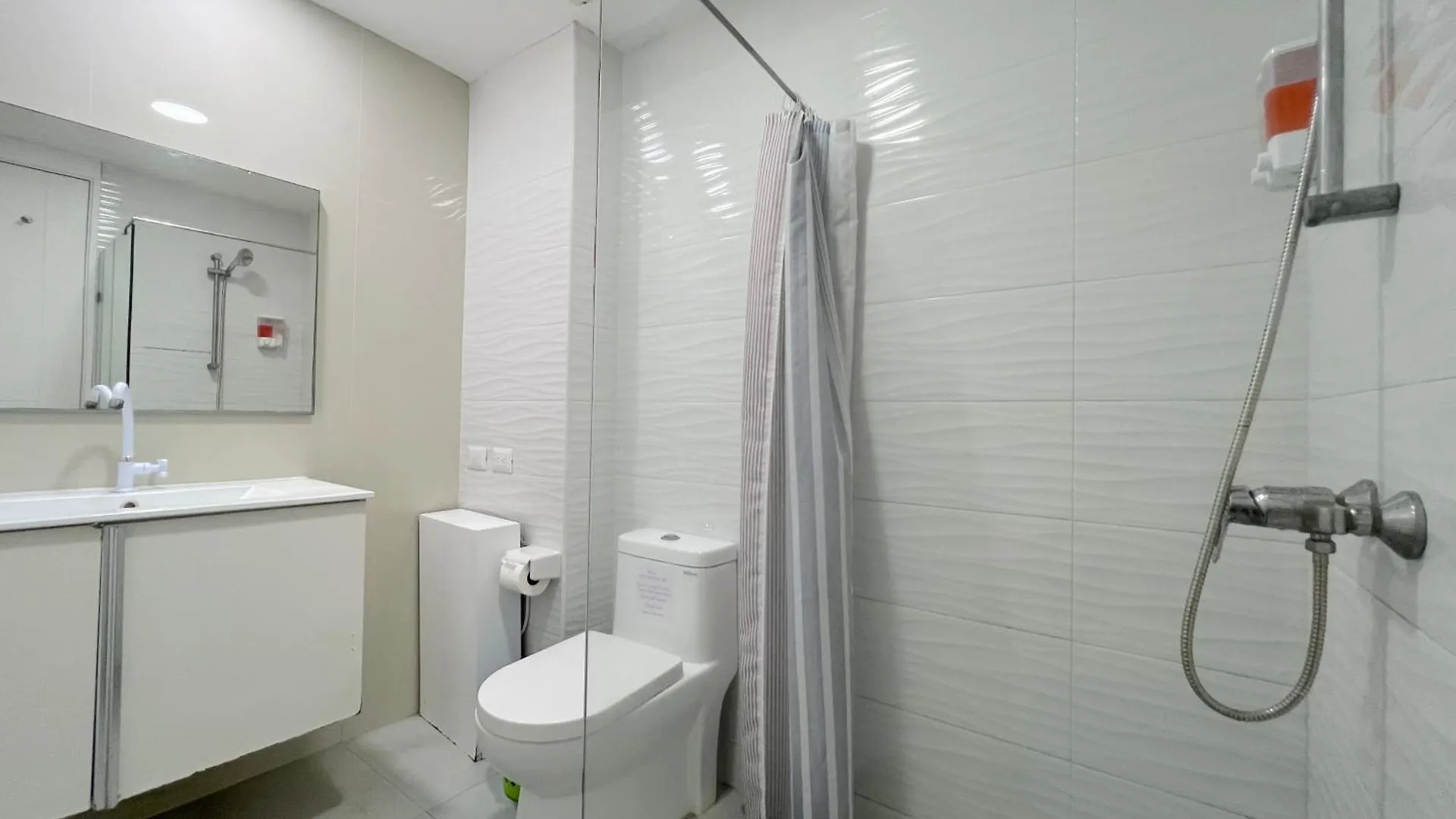 Vacation Suites With Rooftop Pool, Beach Club, Spa, Restaurants - Playa Los Corales Punta Cana